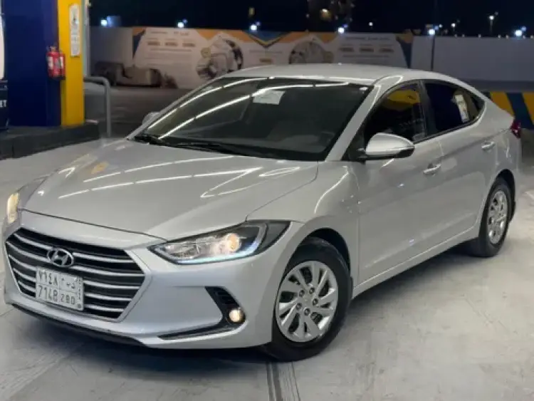 hyundai hyundai-elantra image Hyundai Elantra 2017