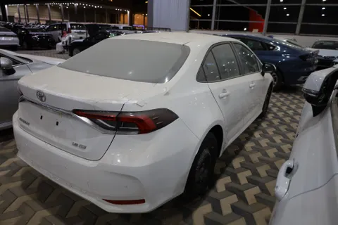 Discover undefined undefined Exterior Interior Images.Find all aspects and details of cars.