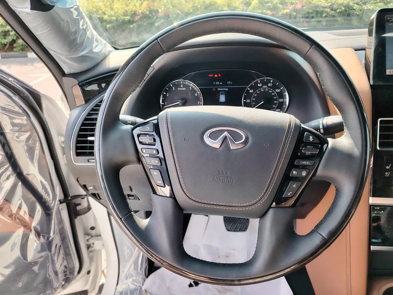 Infiniti QX80 2023