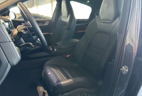New Porsche Cayenne GTS 2025