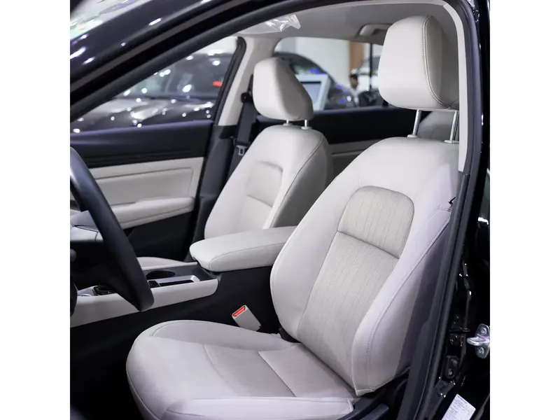 Nissan Altima 2025