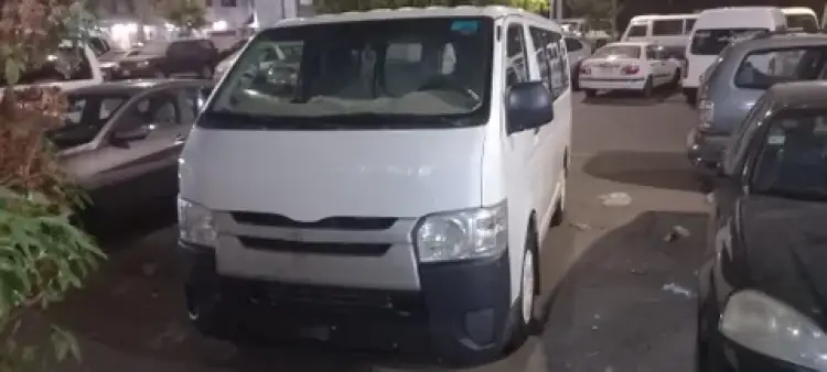 toyota hiace image Toyota Hiace 2007