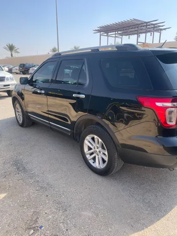 Ford Explorer 3.5LV6 XLT 2015