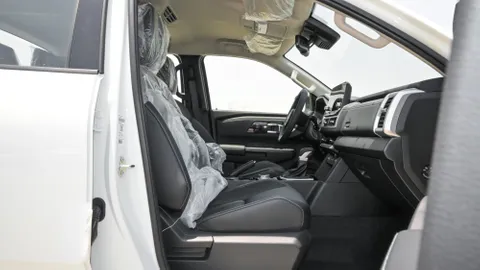 New Mitsubishi L200 2.5L Double Cab GLX 4WD 2024