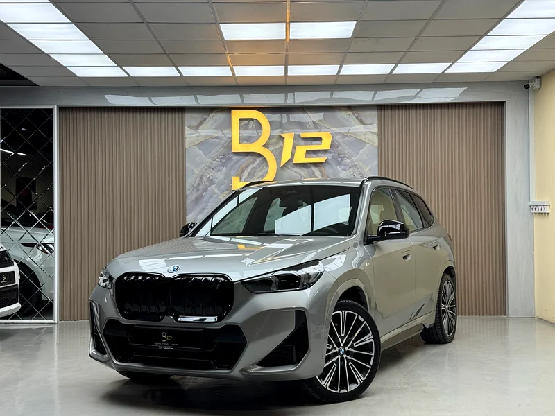 بي أم دبليو X1 2023