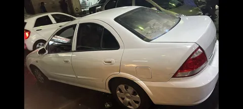 Nissan Sunny 2010