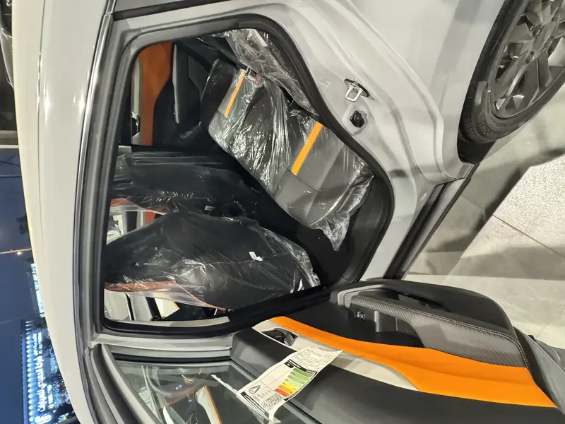 Discover undefined undefined Exterior Interior Images.Find all aspects and details of cars.