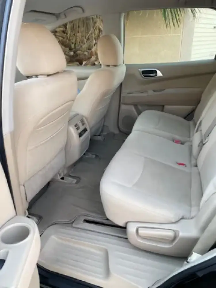 nissan pathfinder image Nissan Pathfinder 3.5L SL 4WD (7 Seater) 2013