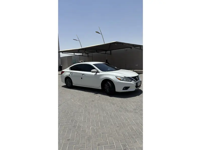 Nissan Altima 2017