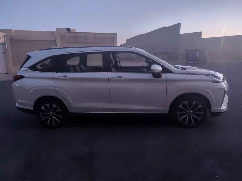 Toyota VELOZ 2023