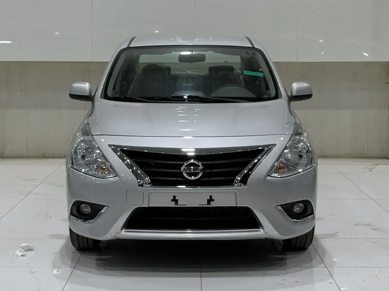 Discover undefined undefined Exterior Interior Images.Find all aspects and details of cars.