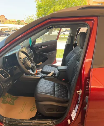 Discover undefined undefined Exterior Interior Images.Find all aspects and details of cars.