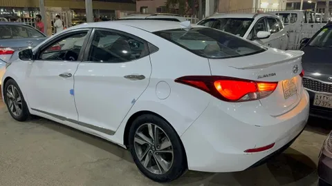 Hyundai Elantra 2016
