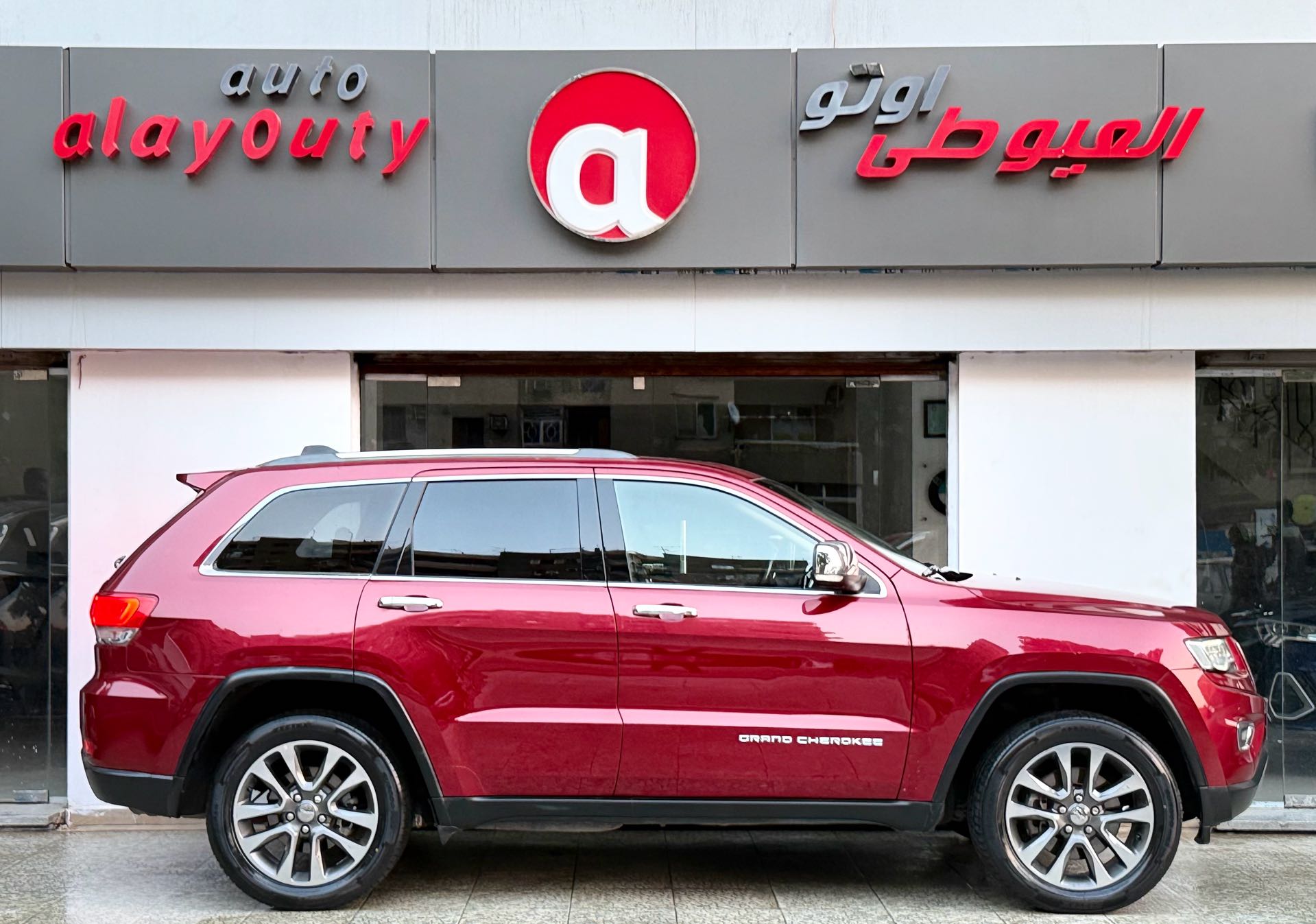 جيب جراند شيروكي 2018