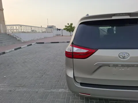 Toyota Sienna 2017