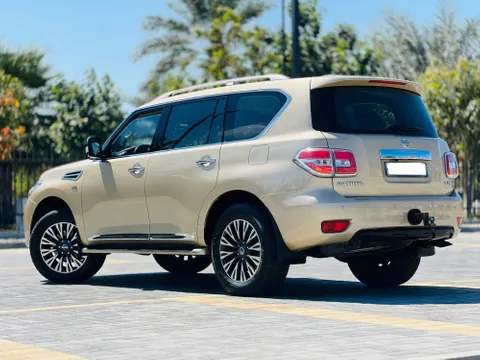 Nissan Patrol 5.6L SE 2016