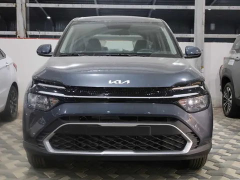 New Kia Carens 2023