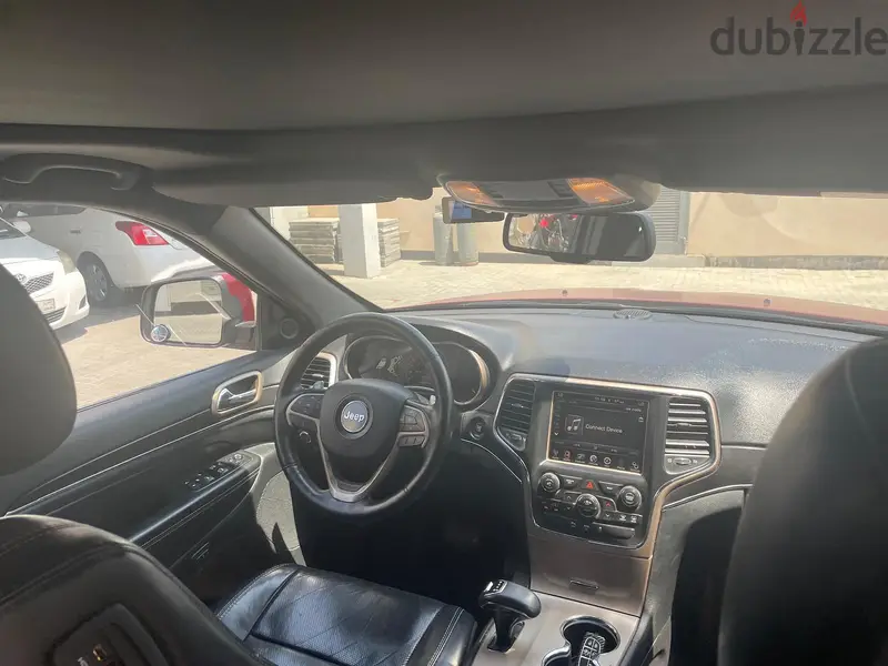 جيب جراند شيروكي 2015