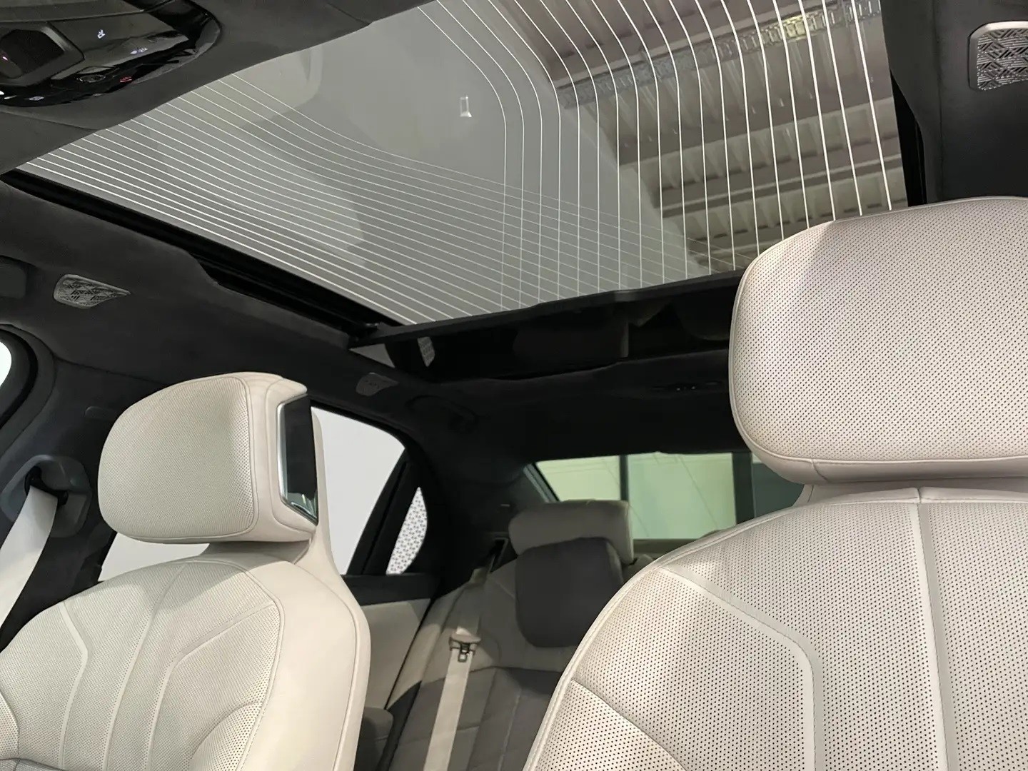 BMW i7 2024