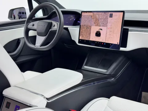 Tesla Model X Plaid AWD 2023