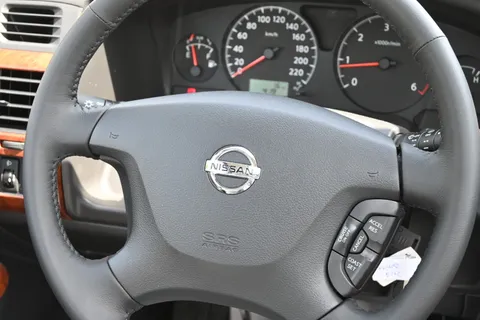 New Nissan Patrol Safari 4.8L M/T 2024