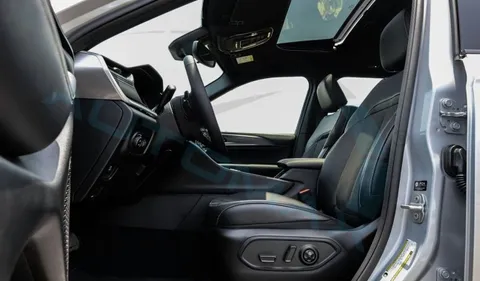 Discover undefined undefined Exterior Interior Images.Find all aspects and details of cars.