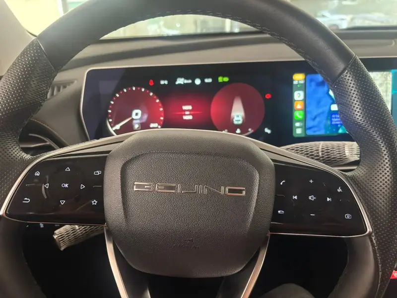 Discover undefined undefined Exterior Interior Images.Find all aspects and details of cars.