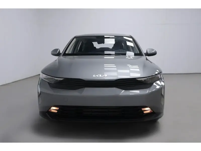 Discover undefined undefined Exterior Interior Images.Find all aspects and details of cars.