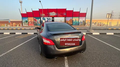 Nissan Maxima 3.5L SR2 2011