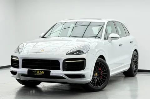 Porsche Cayenne GTS 2021