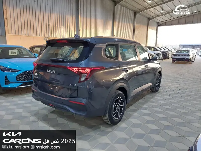 KIA Carens 2025