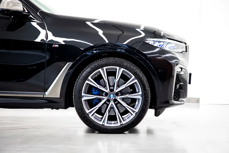 بي أم دبليو X7 2022