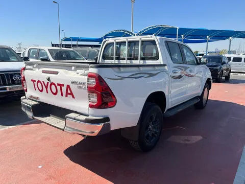 New Toyota Hilux 2025