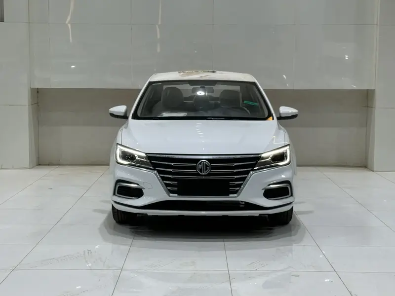 Discover undefined undefined Exterior Interior Images.Find all aspects and details of cars.