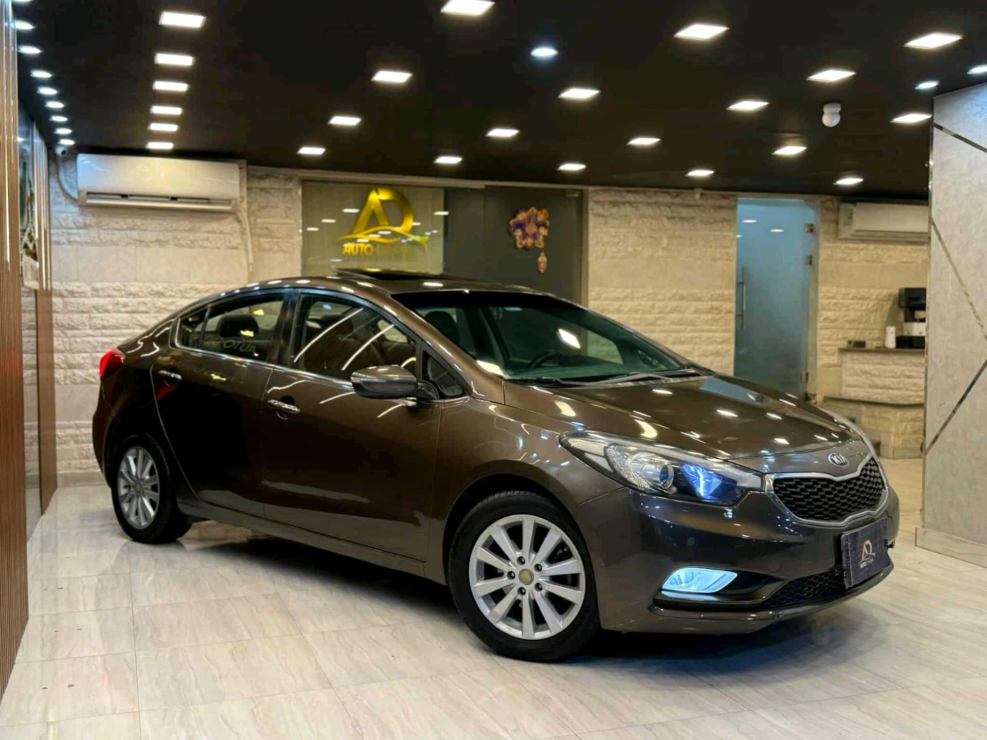 كيا سيراتو 2015