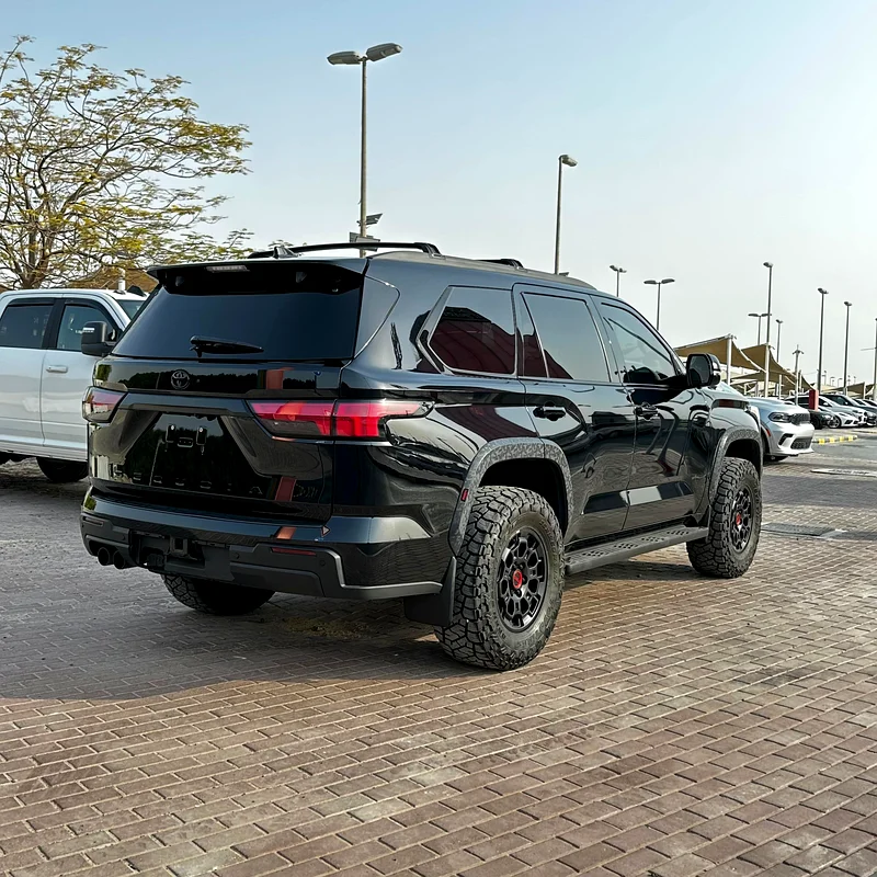 Toyota Sequoia 2023