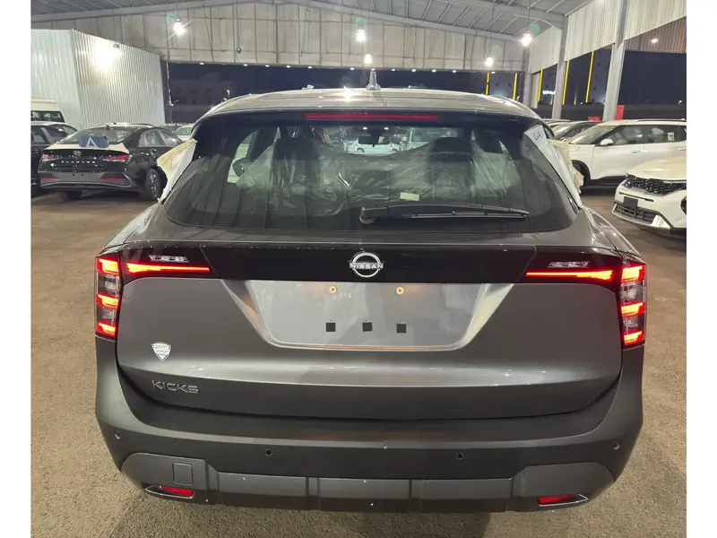 Nissan Kicks 2025