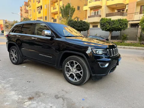 Discover undefined undefined Exterior Interior Images.Find all aspects and details of cars.