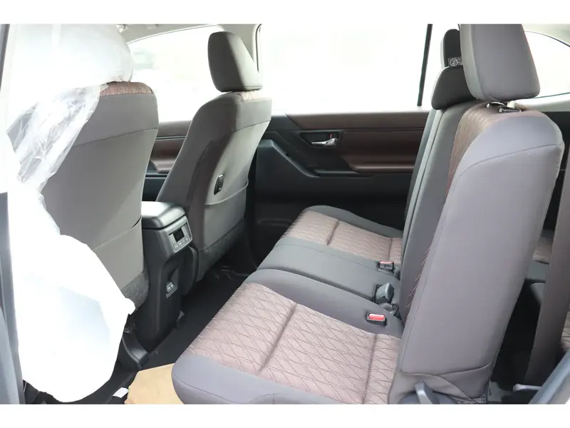 Toyota Innova 2024