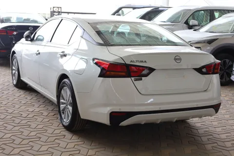 New Nissan Altima 2.5 S 2023