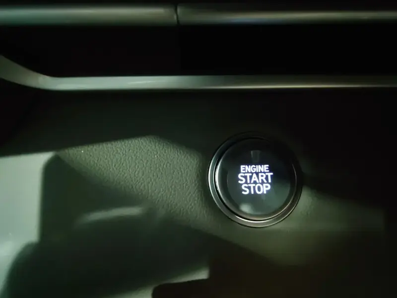 Hyundai Elantra 2025