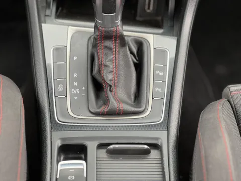 Volkswagen Golf GTI 2.0T S 2015