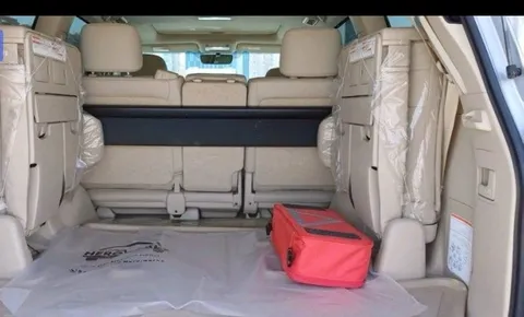 Discover undefined undefined Exterior Interior Images.Find all aspects and details of cars.