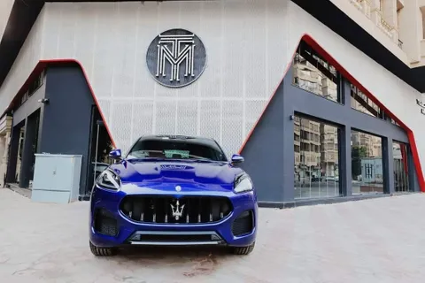 Discover undefined undefined Exterior Interior Images.Find all aspects and details of cars.