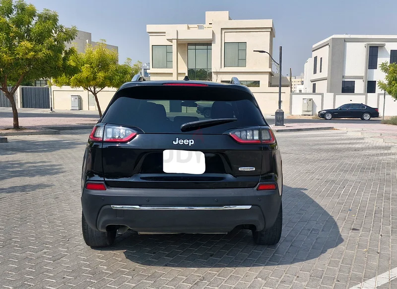 جيب شيروكي 2019