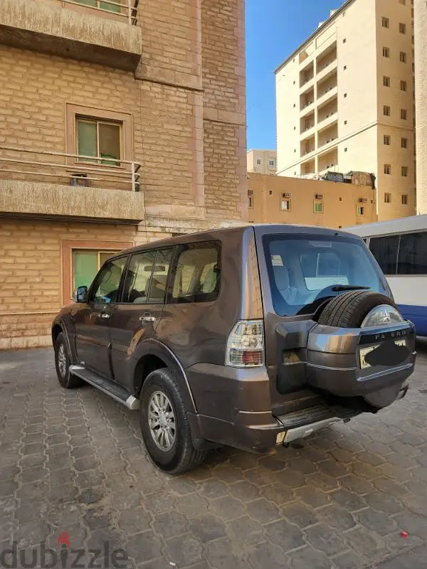 Mitsubishi Pajero 2013