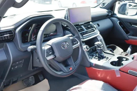 New Toyota Land Cruiser 3.5T GR-Sport 2025