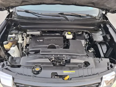 Nissan Pathfinder 3.5L S 4WD 2020