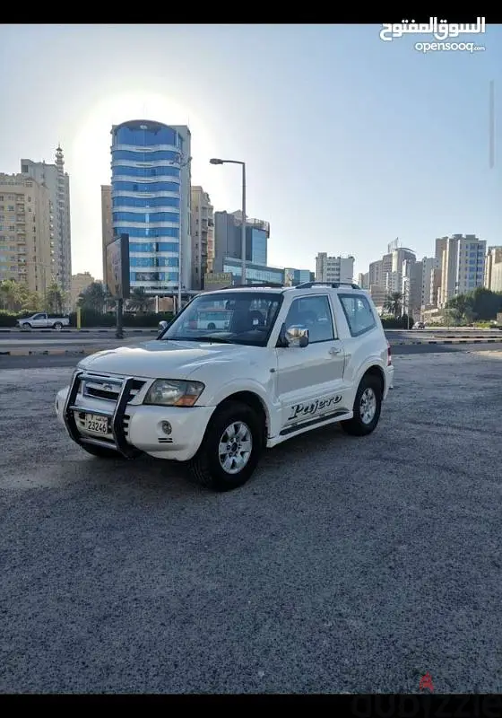 Mitsubishi Pajero 2003