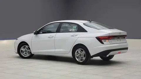 Discover undefined undefined Exterior Interior Images.Find all aspects and details of cars.